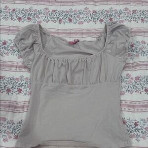 Edikted Puff Sleeve Blouse in Light Gray